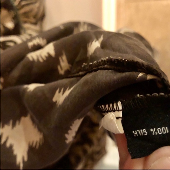 Lynn Ritchie 100% Silk Animal Print Ikat Cardigan Size Small - Picture 5 of 10